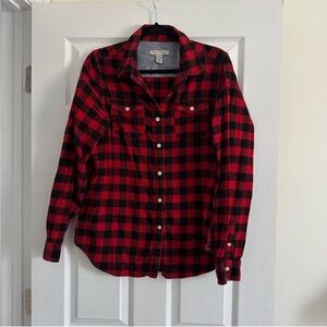 Size L TailorVintage Red and Black Red Buffalo Plaid Button Down Shirt